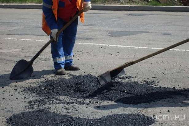 КСП нашла нарушения при ремонте дорог в Орле