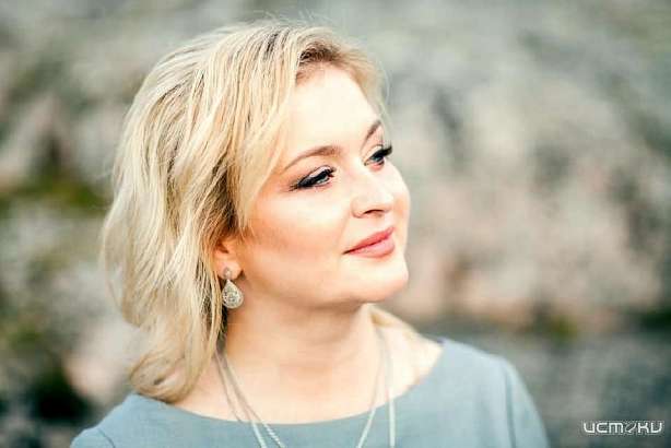 Певица Наталья Куприянова разыграет приглашение на концерт в прямом эфире Ретро FM в Орле