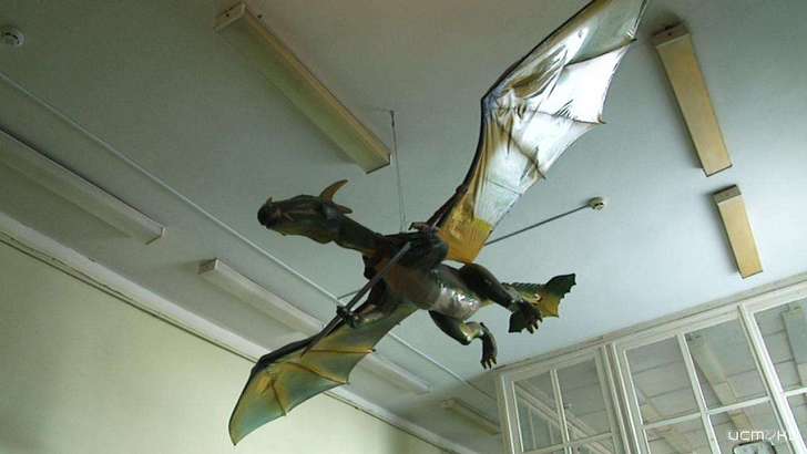 Орловские авиамоделисты создают сказочных героев