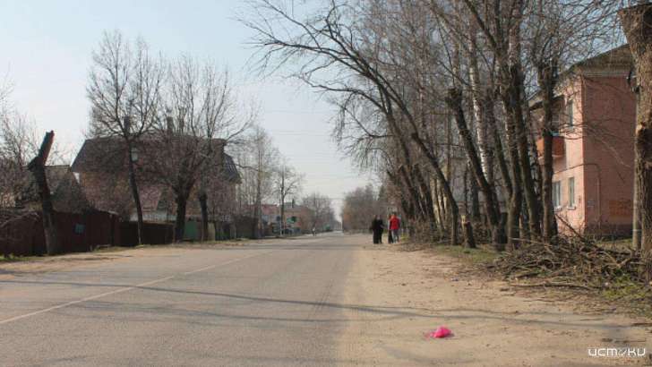 В Орле жители Веселой Слободы устали от пробок и просят расширить дорогу