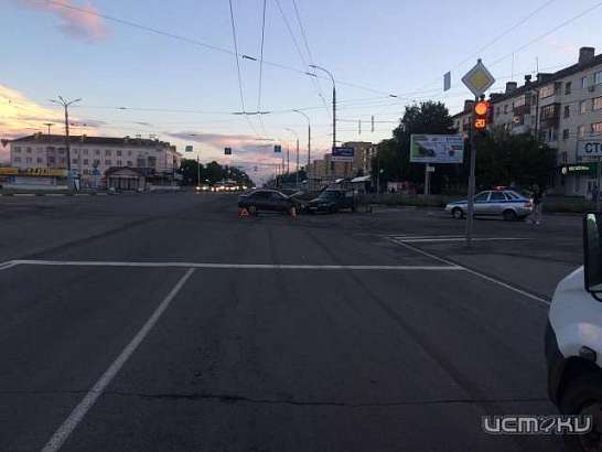 Ребенок и женщина пострадали в ДТП в Орле