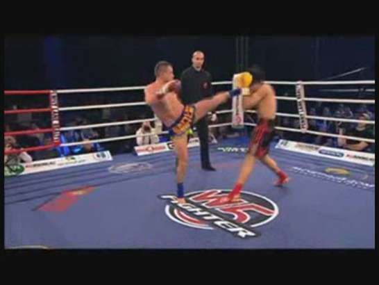 Кикбоксеры наводят шорох