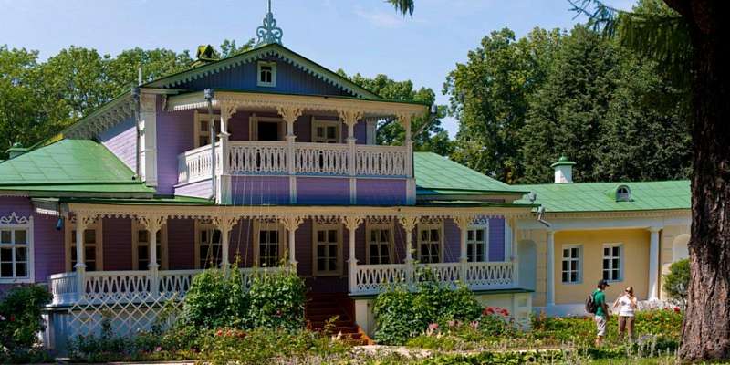 На реставрацию усадьбы в Спасском потратят еще несколько миллионов