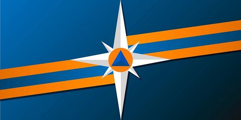 Амчанка вызвала спасателей, услышав крики о помощи из соседней квартиры