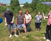 Спилили деревья - убирать не хотят. В деревне Никуличи жители жалуются на брошенные бревна