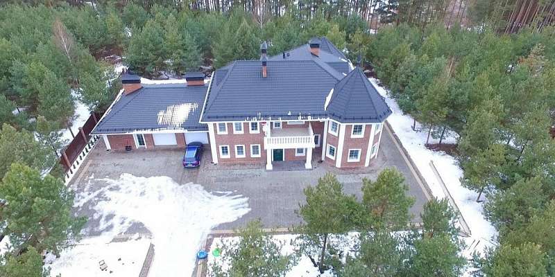 Орловчанка поделилась яркими фото, демонстрирующими социальное неравенство