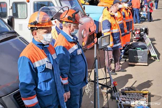 В Орле прошел смотр готовности сил и средств к ликвидации ЧС на объектах ЖКХ и ТЭК