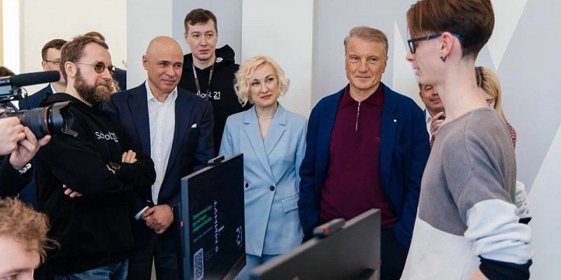 Герман Греф открыл в Липецке 16-й кампус «Школы 21»