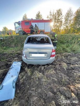 На трассе под Орлом перевернулась легковушка. Водитель скончался