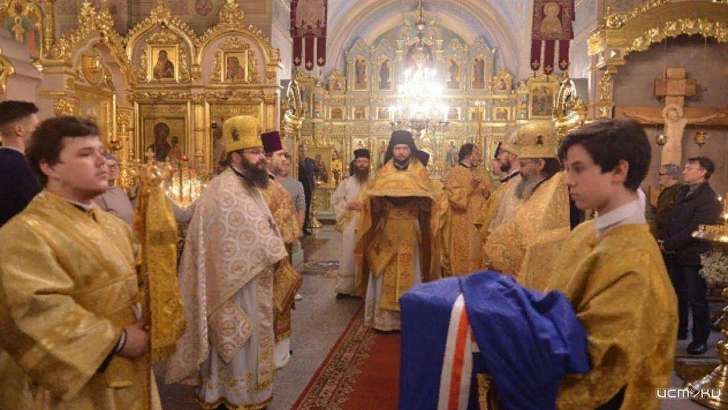 Орловские храмы и церкви проведут богослужение онлайн