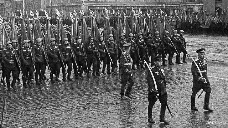 Парад Победителей: орловчане смогут увидеть рассказ о важном дне