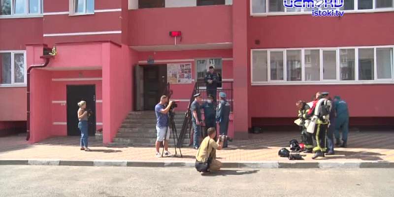 Орловские пожарные посоревновались в скоростном подъеме на 17 этаж