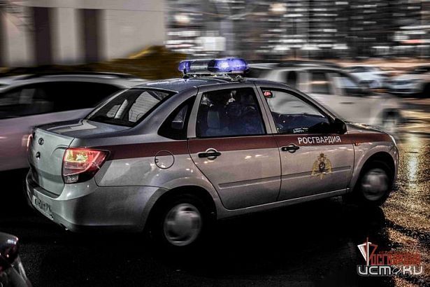 Орловские Росгвардейцы задержали дебошира в магазине 