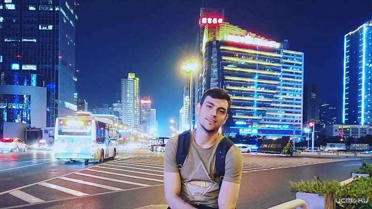 О жизни россиян в Китае — в прямом эфире Ретро FM в Орле