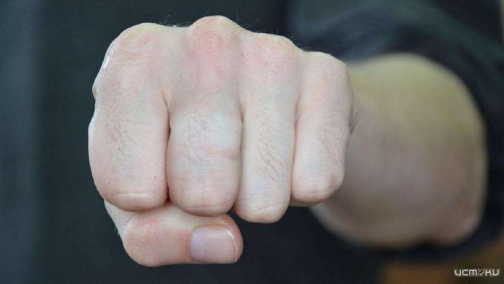 Курянин может сесть на шесть лет за избиение орловского полицейского