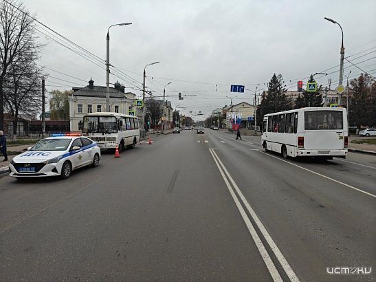 Пассажирка орловской маршрутки получила травмы во время поездки