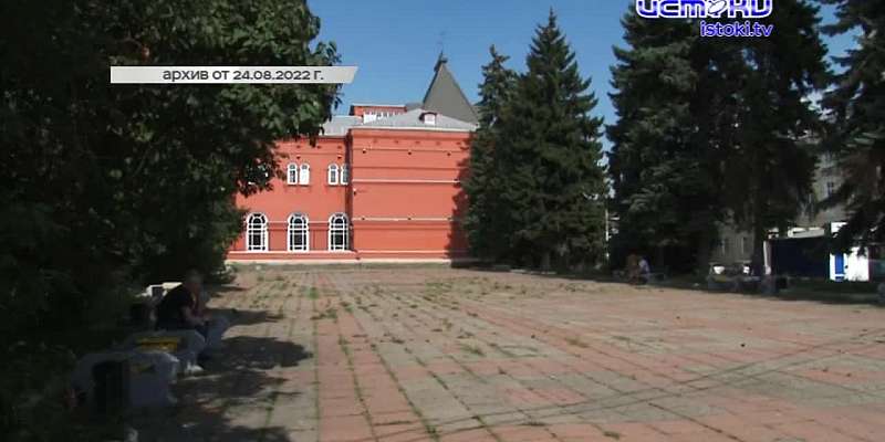 Активист Юрий Малютин продолжает искать правду на счёт ситуации, которая разворачивается сейчас вокруг сквера Маяковского