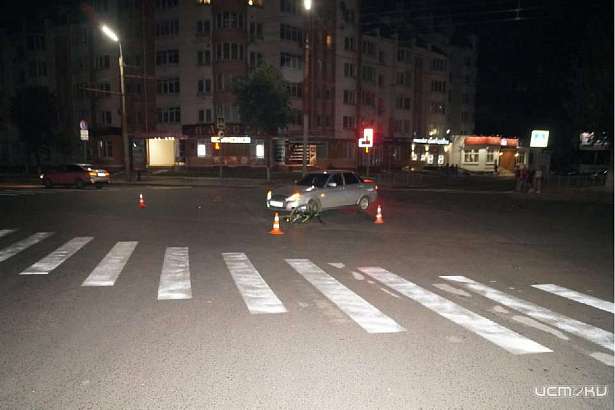 На перекрестке в Орле молодой велосипедист оказался под колесами «Приоры»