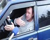 Фуры на узких улицах и во дворах терроризируют орловчан, а власти не реагируют