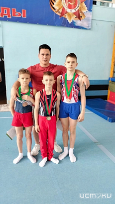Орловские спортсмены успешно выступили в Калуге на региональных соревнованиях по спортивной гимнастике