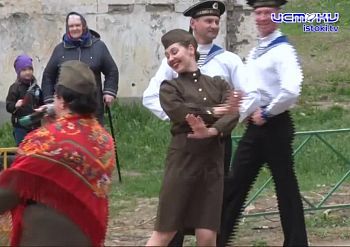 Михаил Вдовин поздравил жителей 909 квартала Михаил Вдовин поздравил жителей 909 квартала