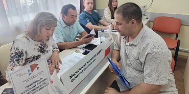 РЖД МЖД Московская железная дорога приняла участие в ярмарке вакансий для ветеранов и участников СВО в Орловской области