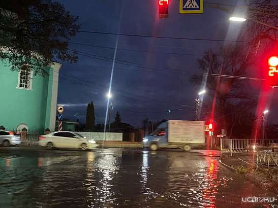 Озеро на 2-й Посадской с нами надолго. Ответ мэрии