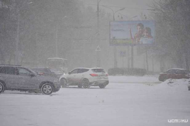 На Орловщину надвигается сильный ветер со снегом