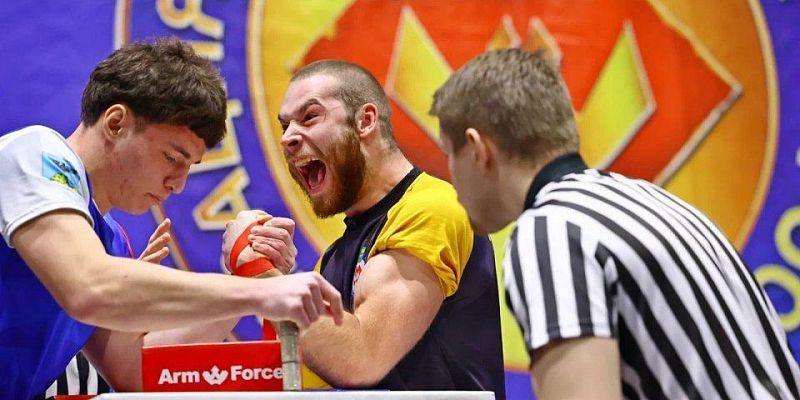 Орловские спортсмены успешно прошли отбор на чемпионат и первенство России по армрестлингу