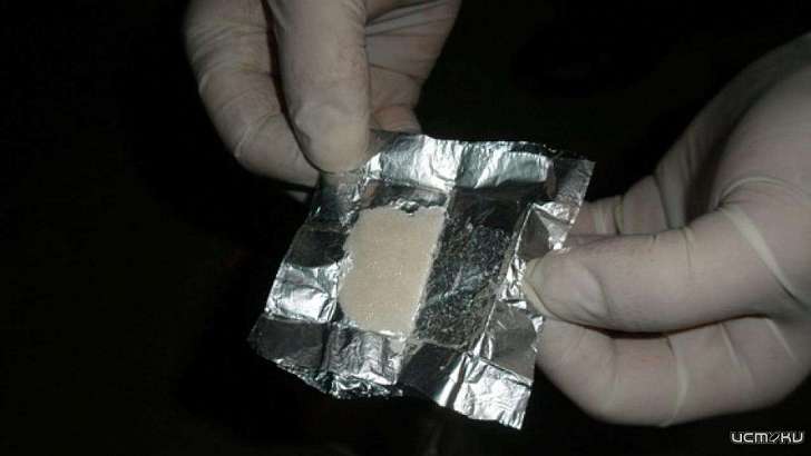 Под Мценском женщину арестовали за наркотики