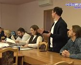 Приедут туристы и, видимо, сразу на скейты и в парк