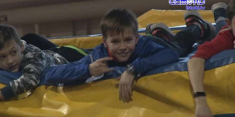 Около 300 спортсменов сражаются на первенстве Орловщины по легкой атлетике