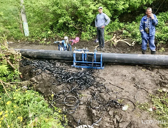 В Орле специалисты «Орелводоканала» устраняют последствия аварийного обрушения канализационного коллектора в районе ГК «Луч»