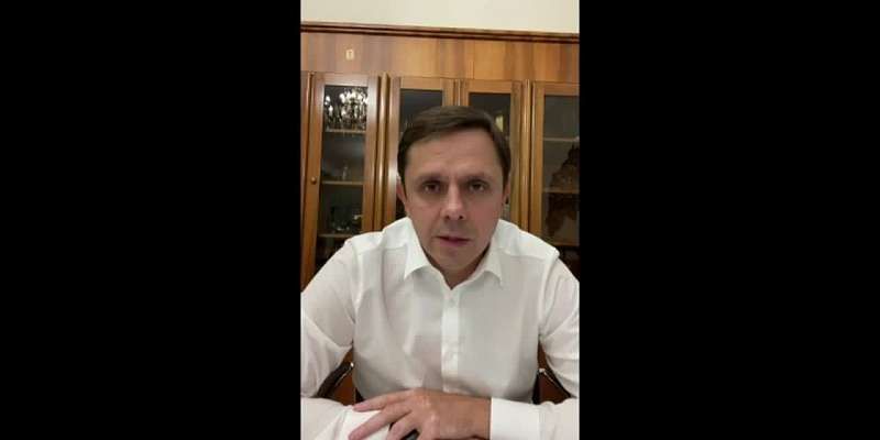 Клычков урезал финансирование некоторых программ в Орле, чтобы изыскать деньги на помощь военным. А свой люксовый "подарок" бережно хранит