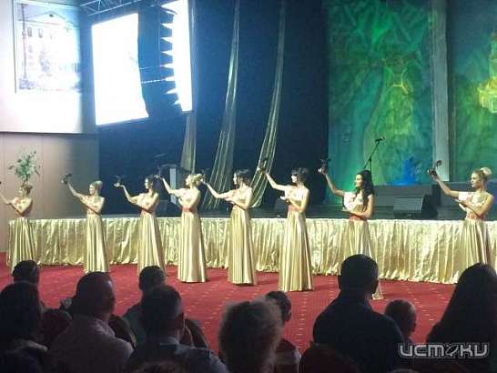 В Орле проходит чествование победителей конкурса "Лицо города-2016"