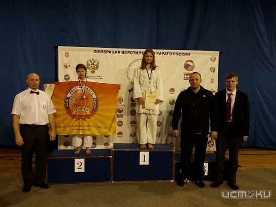 Две медали привезли орловские каратисты из Звенигорода