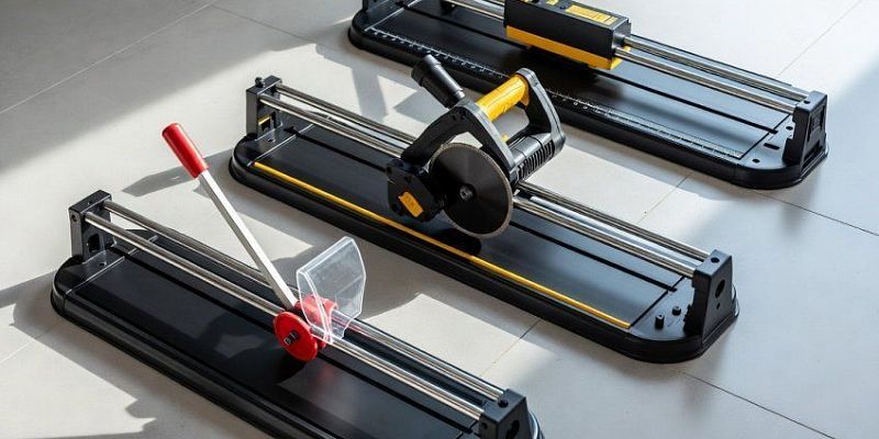 Виды плиткорезов: ручные, электрические, рельсовые и настольные — когда какой тип выбрать