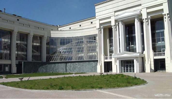 Пункт вакцинации из Дворца пионеров в Орле переехал в фундаментальную библиотеку Пункт вакцинации из Дворца пионеров в Орле переехал в фундаментальную библиотеку