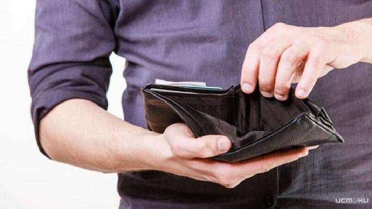 Во Мценске оставили без денег приехавшего на заработки мужчину