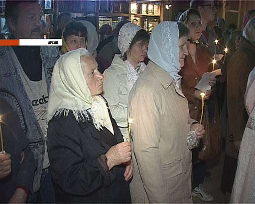 В Орел доставят Благодатный огонь