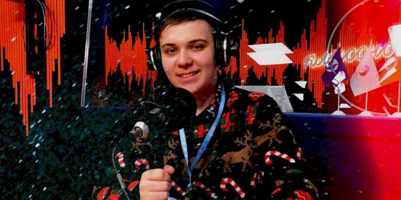 Орловский школьник провел последний звонок для всей страны