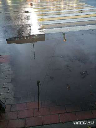 "Ливневок нет, асфальт положен не по правилам". Орловчане возмущаются ремонтом Комсомольской