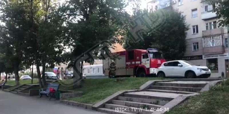 Бесхозная красная сумка вызвала переполох в горпарке Орла