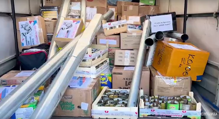 Жители Болховского района отправили очередной гуманитарный груз нашим солдатам на фронт