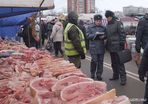 В Орле на ярмарке на ул. Приборостроительной торговали мясом без документов