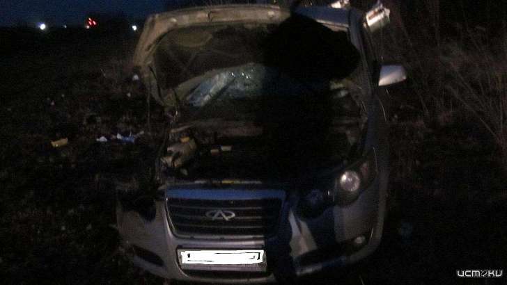 Вылетел на встречку: на орловской трассе лоб в лоб столкнулись ВАЗ и «Чери»