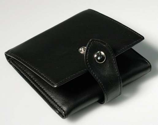 В Орле неизвестные похитили кошелек у 22-летнего парня