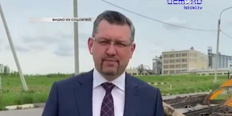 В Орле фурам запретили заезжать в Зареченский микрорайон, экс-начальника департамента промышленности не пустили на работу, а орловчан снова ждет анома...