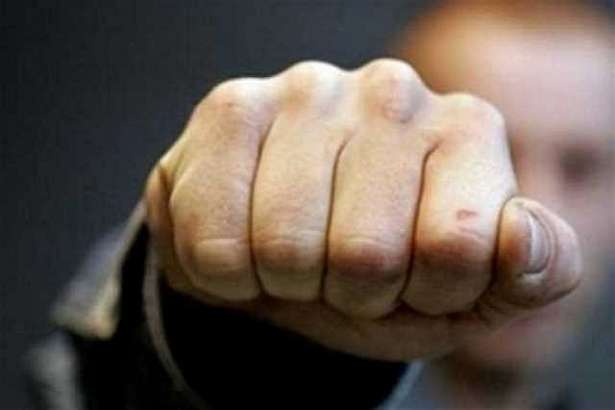 Мужчина в состоянии алкогольного опьянения убил своего соседа за пьянку