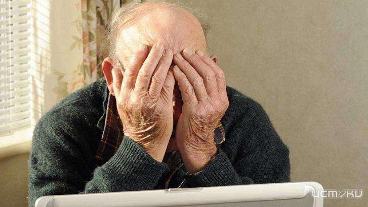 Лжефинансистка оставила орловского пенсионера без паспорта и сбережений